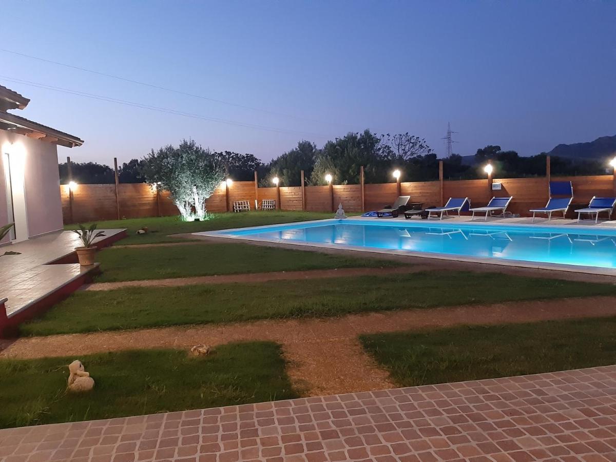 Villa Erilia San Giovanni Suèrgiu Extérieur photo
